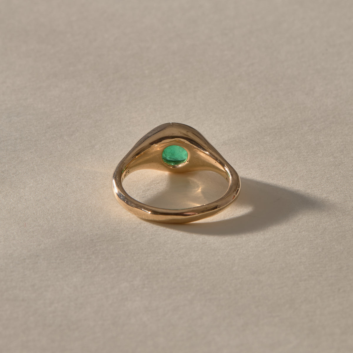 Fura Emerald Smooth Signet Ring | OOAK