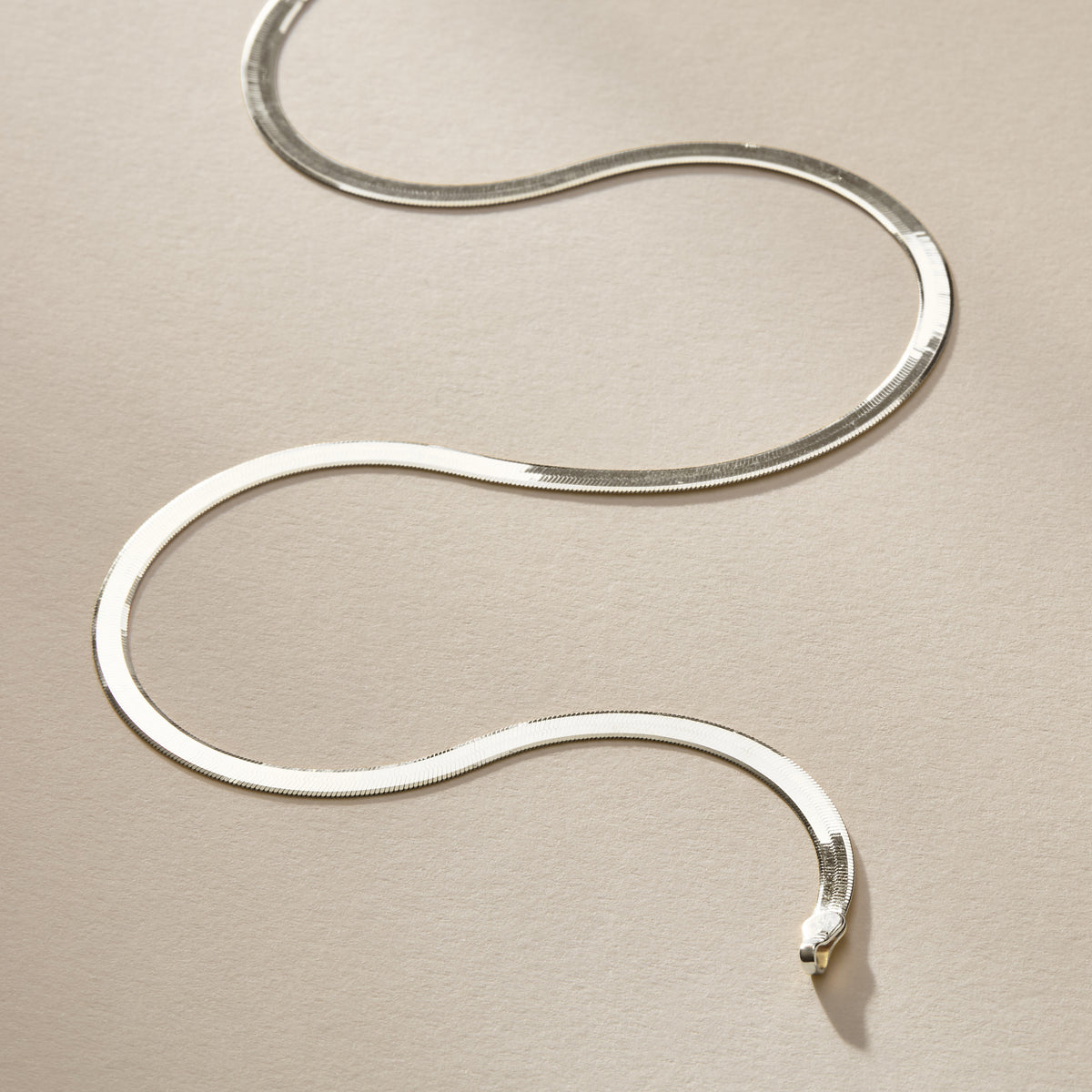 Fehu 2.7mm Herringbone Necklace | Silver