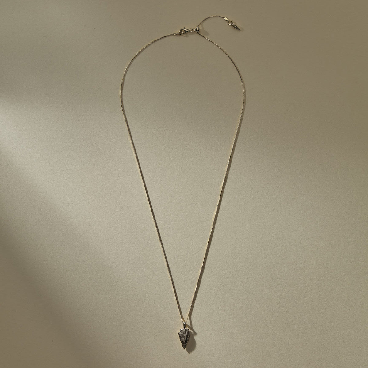 Arrowhead Necklace | Silver