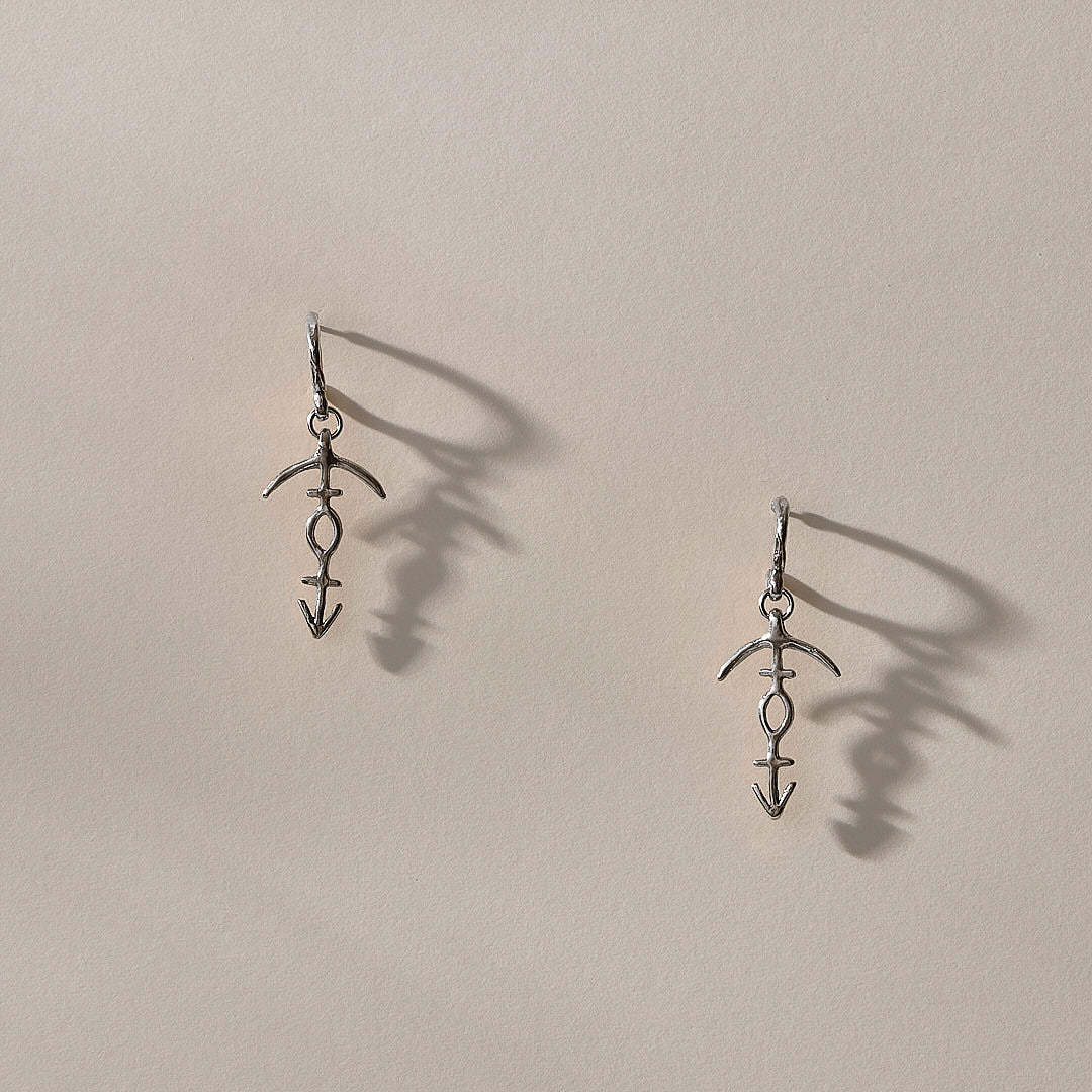 Hoku Charm Hoops | Silver