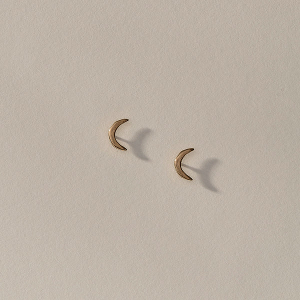 Moon Studs | Gold