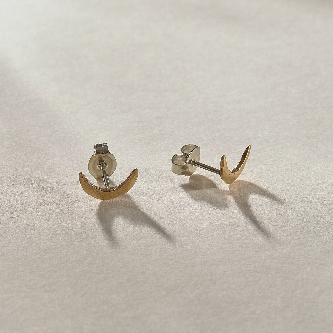 Moon Studs | Gold