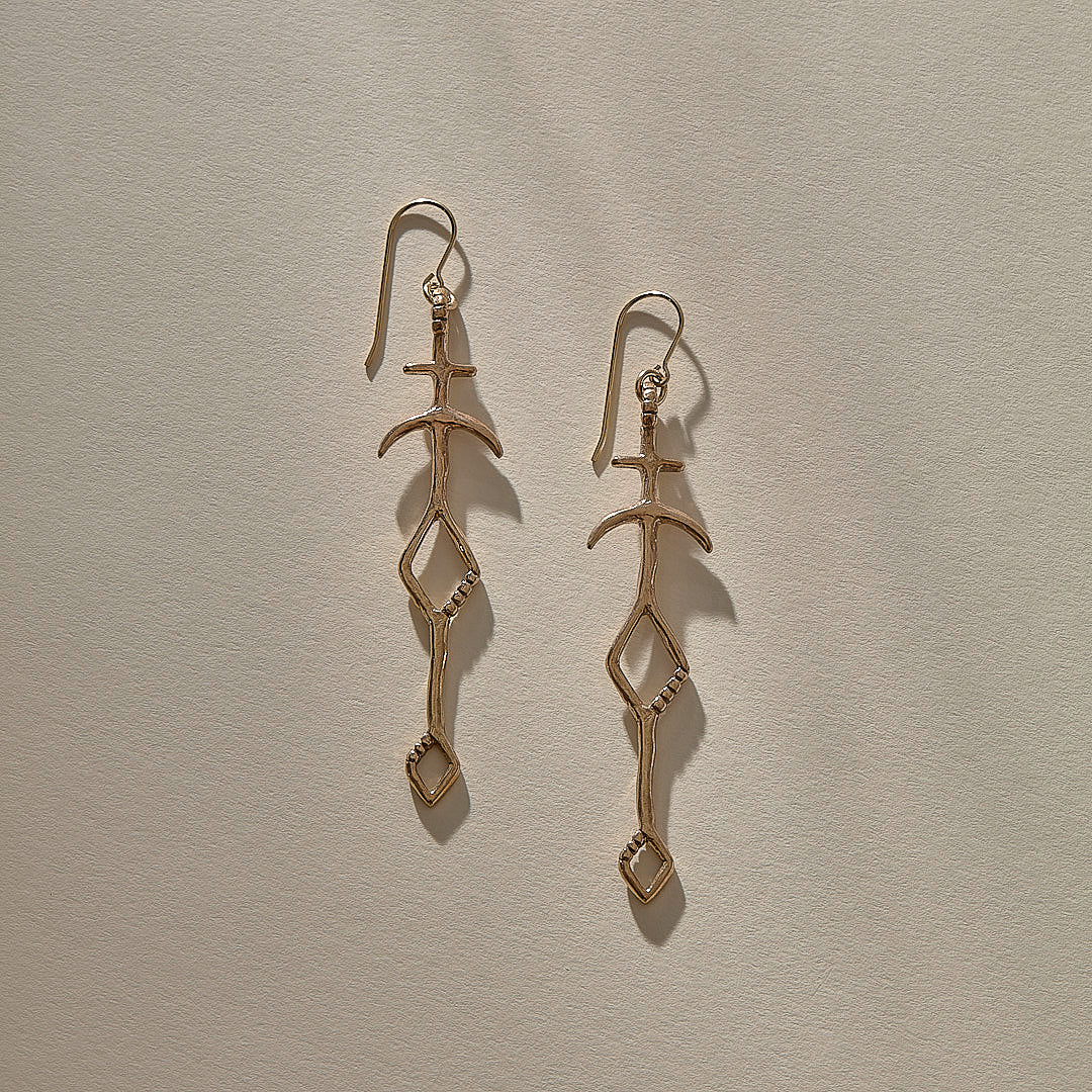 Panah Amulet Earrings | Bronze