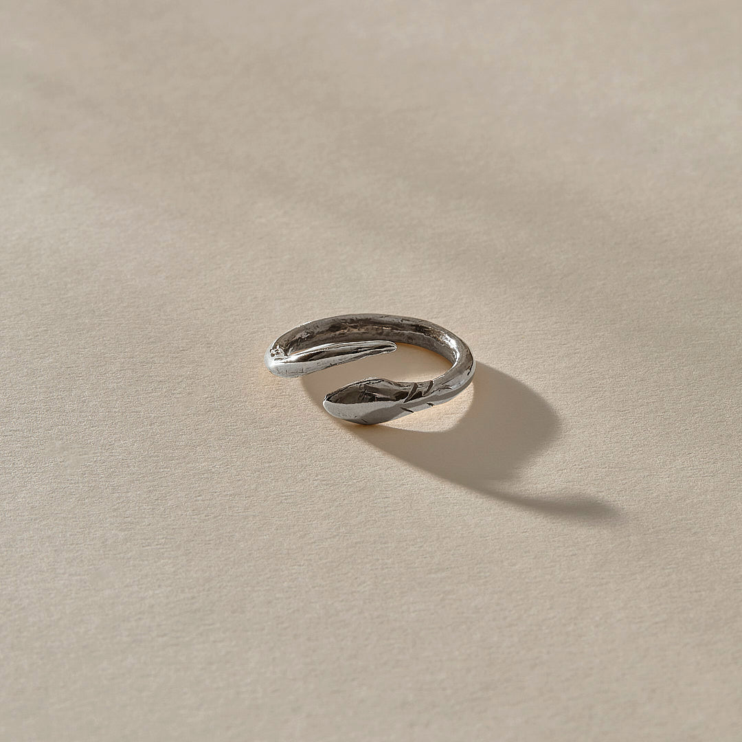 Serpent Ring | Silver