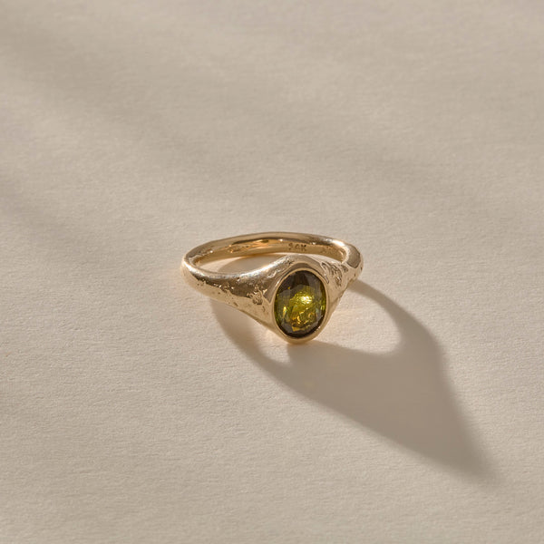 Green Tourmaline Signet V