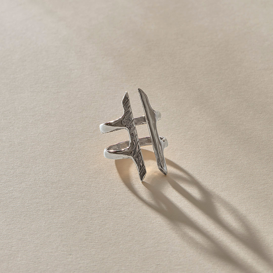 Akash Shield Ring | Silver