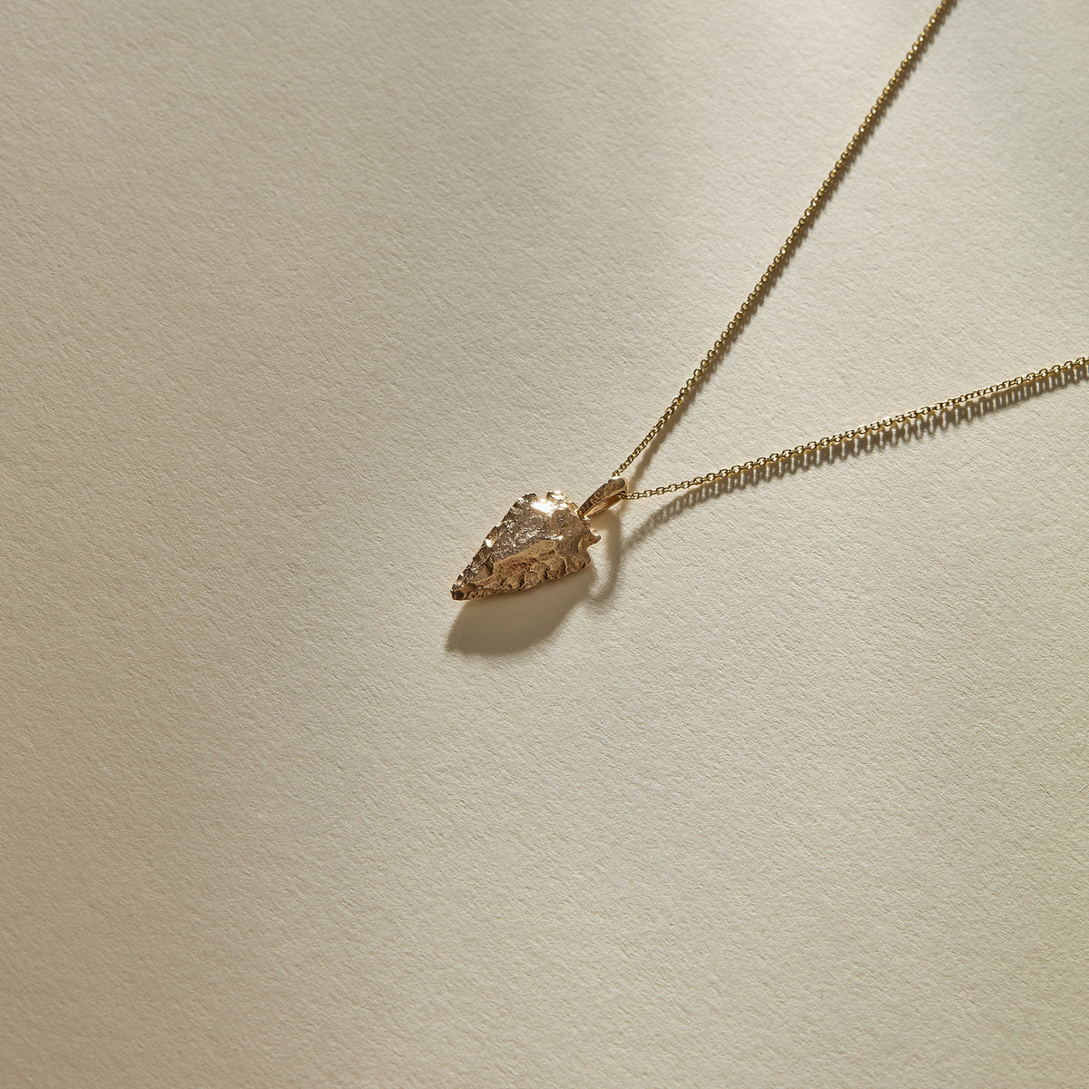 Arrowhead Necklace | Gold
