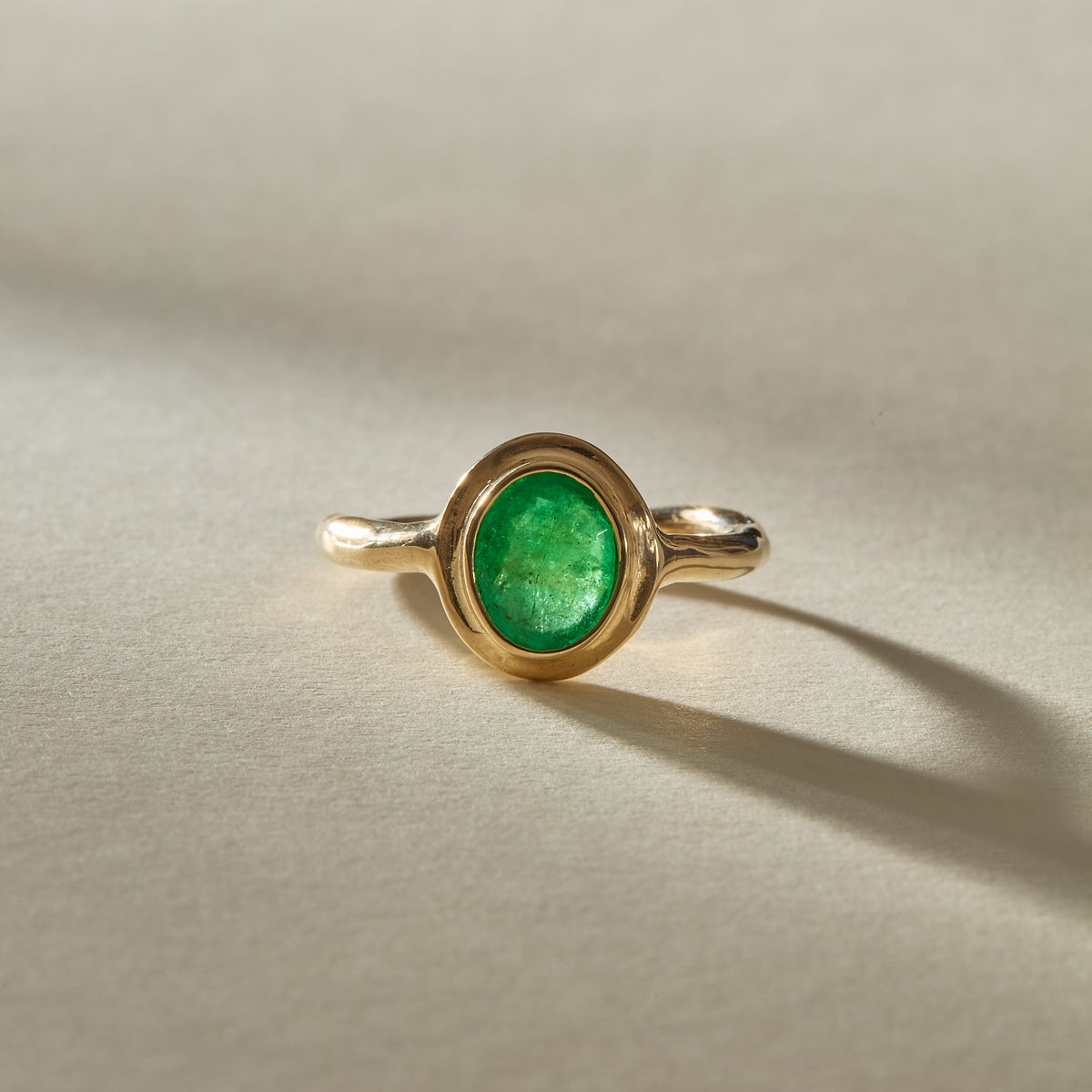 Luz de la Tierra Emerald Ring | OOAK
