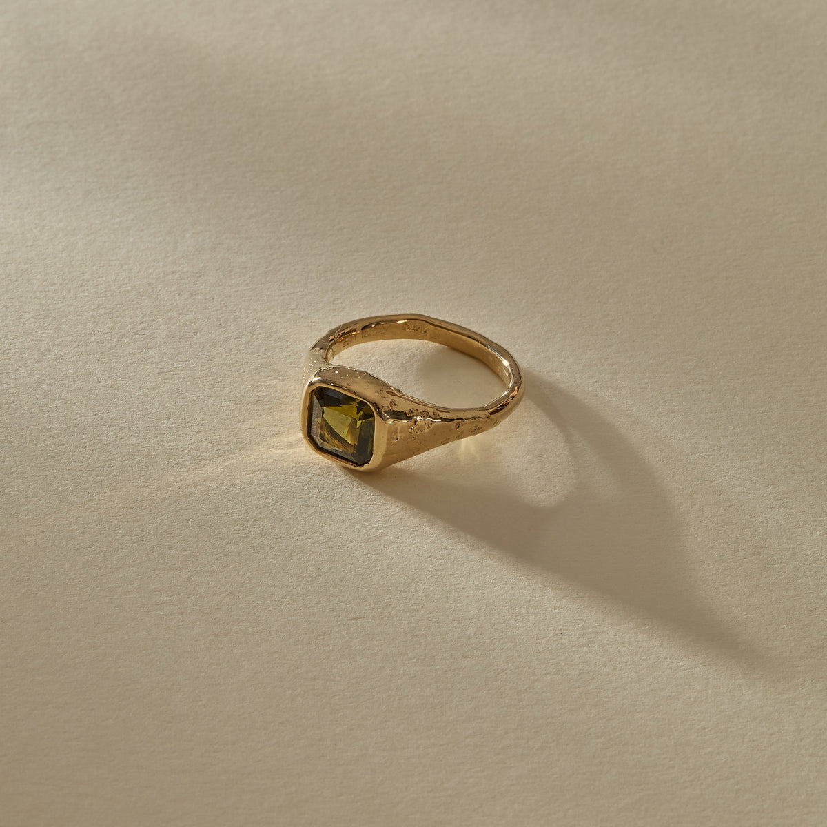 Green Tourmaline Signet l | Gold | OOAK
