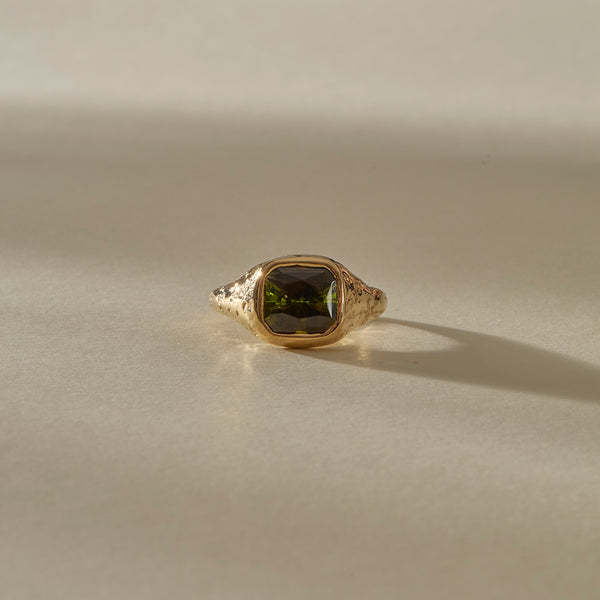 Green Tourmaline Signet IV | Gold | OOAK