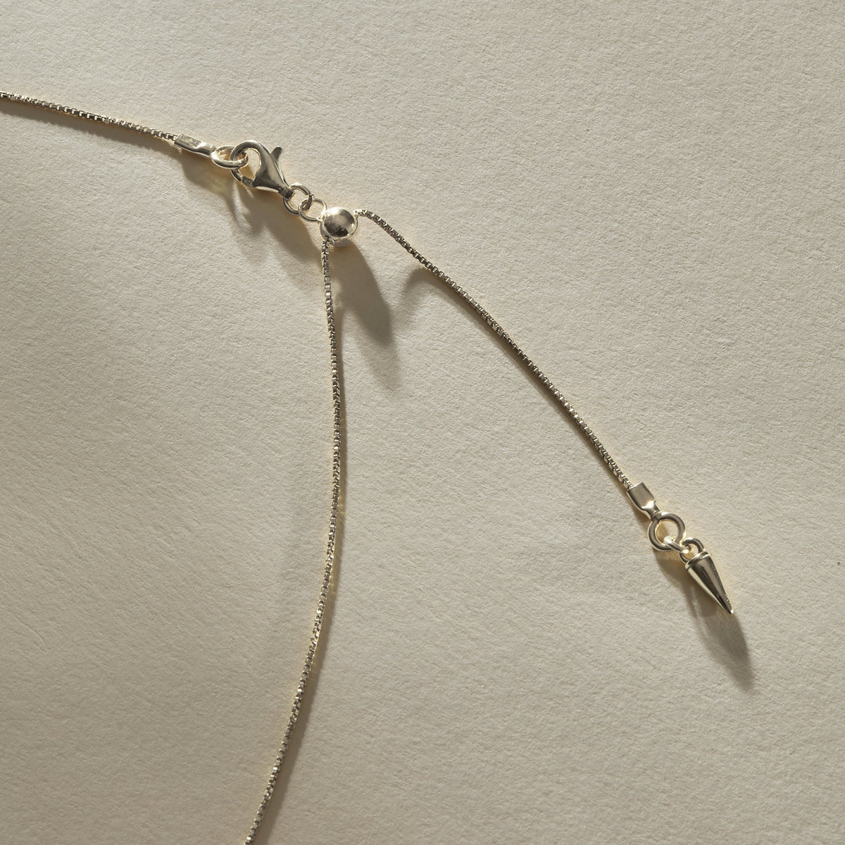 Arrowhead Necklace | Silver