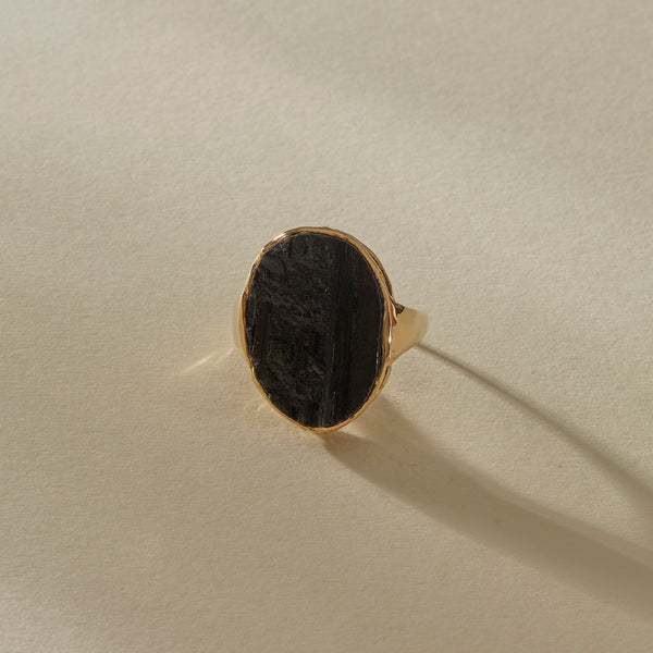 Black Tourmaline Amulet Ring II | Gold