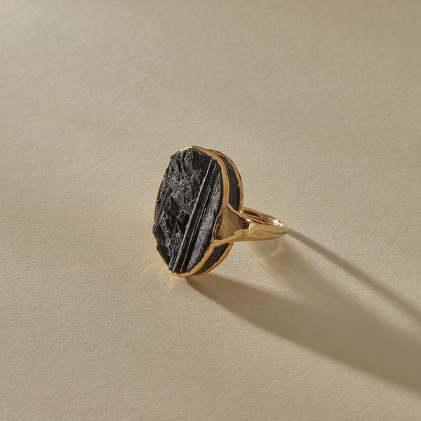 Black Tourmaline Amulet Ring II | Gold