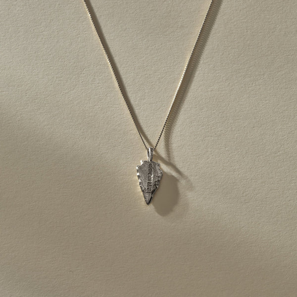 Arrowhead Necklace | Silver