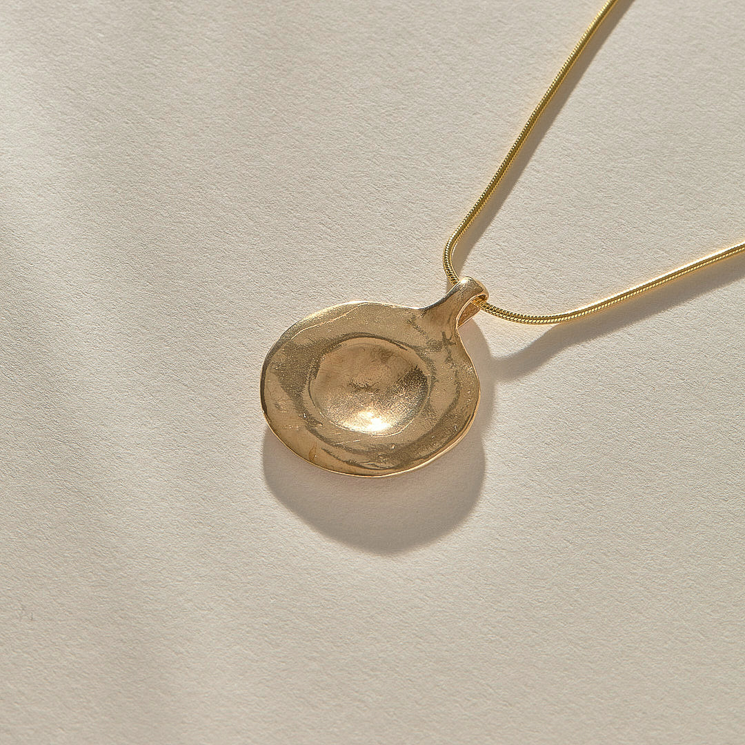 Heart of the Sun Necklace | Gold