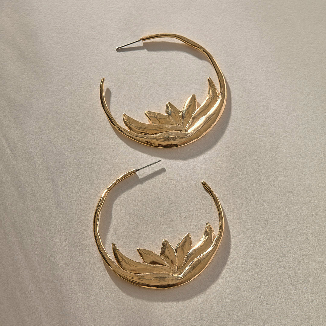 Lotus Hoops | Gold