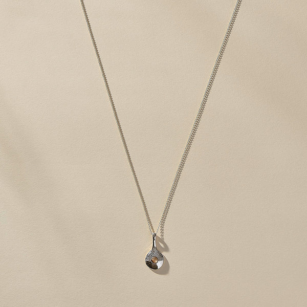 The Silver Reflections Pendulum Necklace