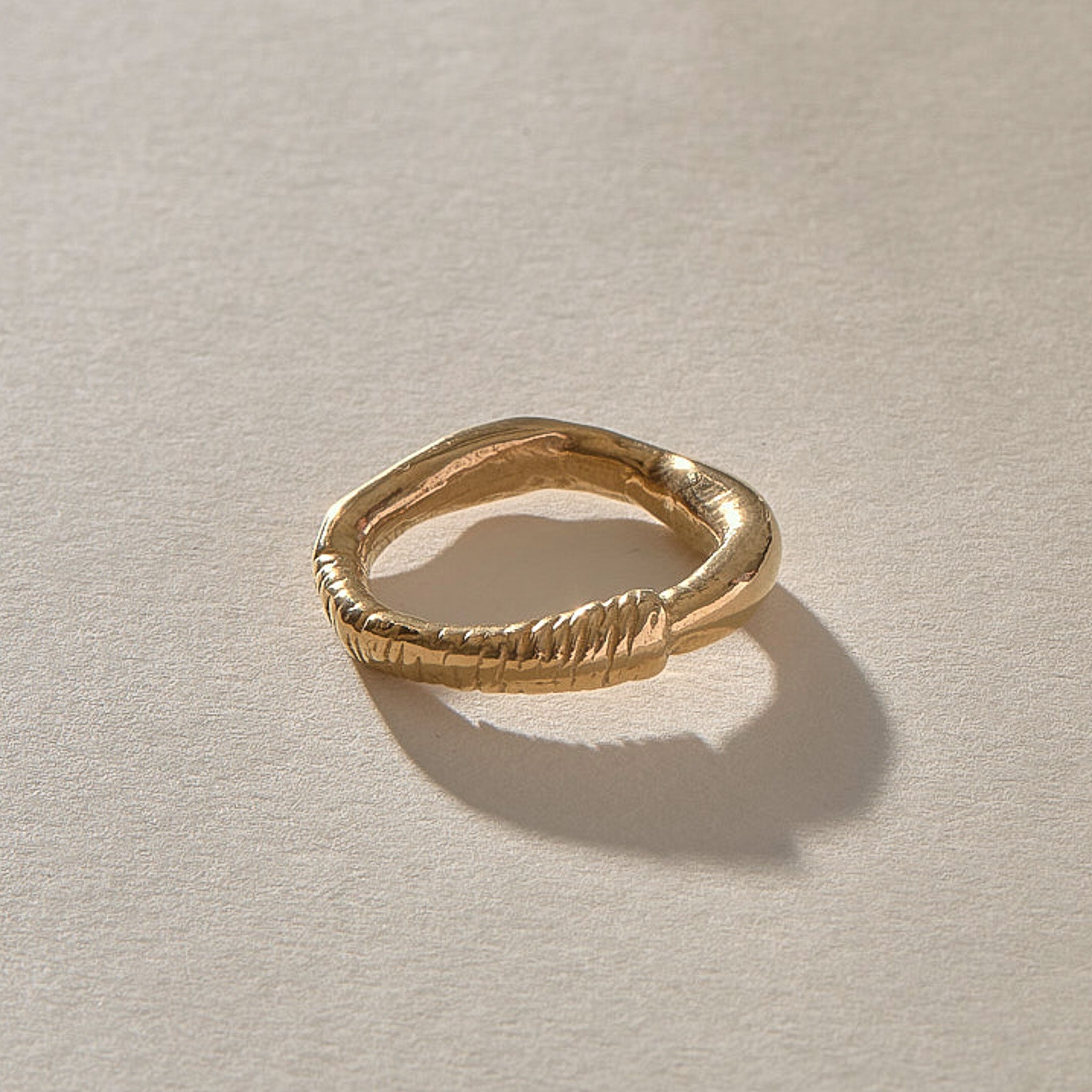 Magi Ring in solid recycled gold, front view