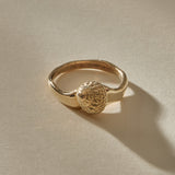 Maré Ring in solid recycled gold, front view